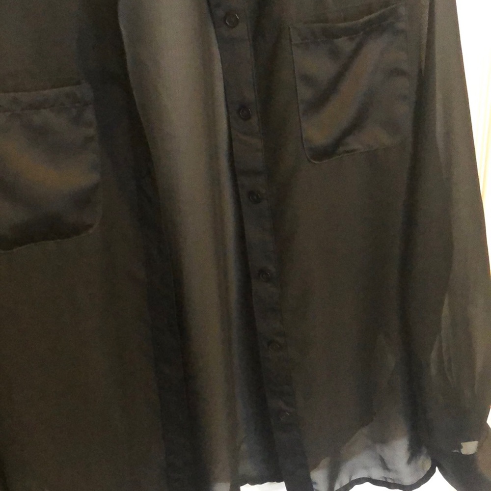 Sheer button down - Picture 2 of 4